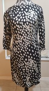 Banana Republic • Silk Blend Shift Dress